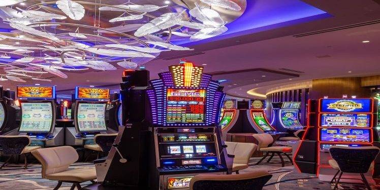 How Do You Cash Out on Playing Casino Slots?