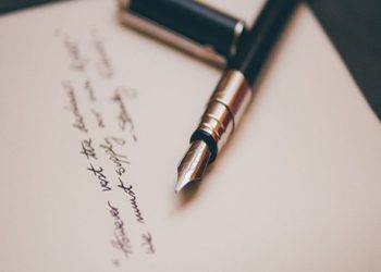 Top 7 Most Famous Seduction Poems to Read